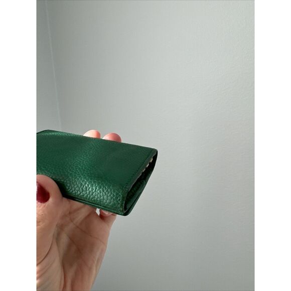Chanel Green Caviar Logo Key Holder - Picture 6 of 13